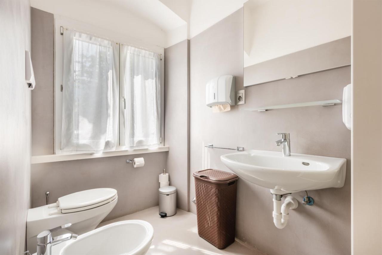 Al Lago Camping & Rooms Riva del Garda Exterior foto