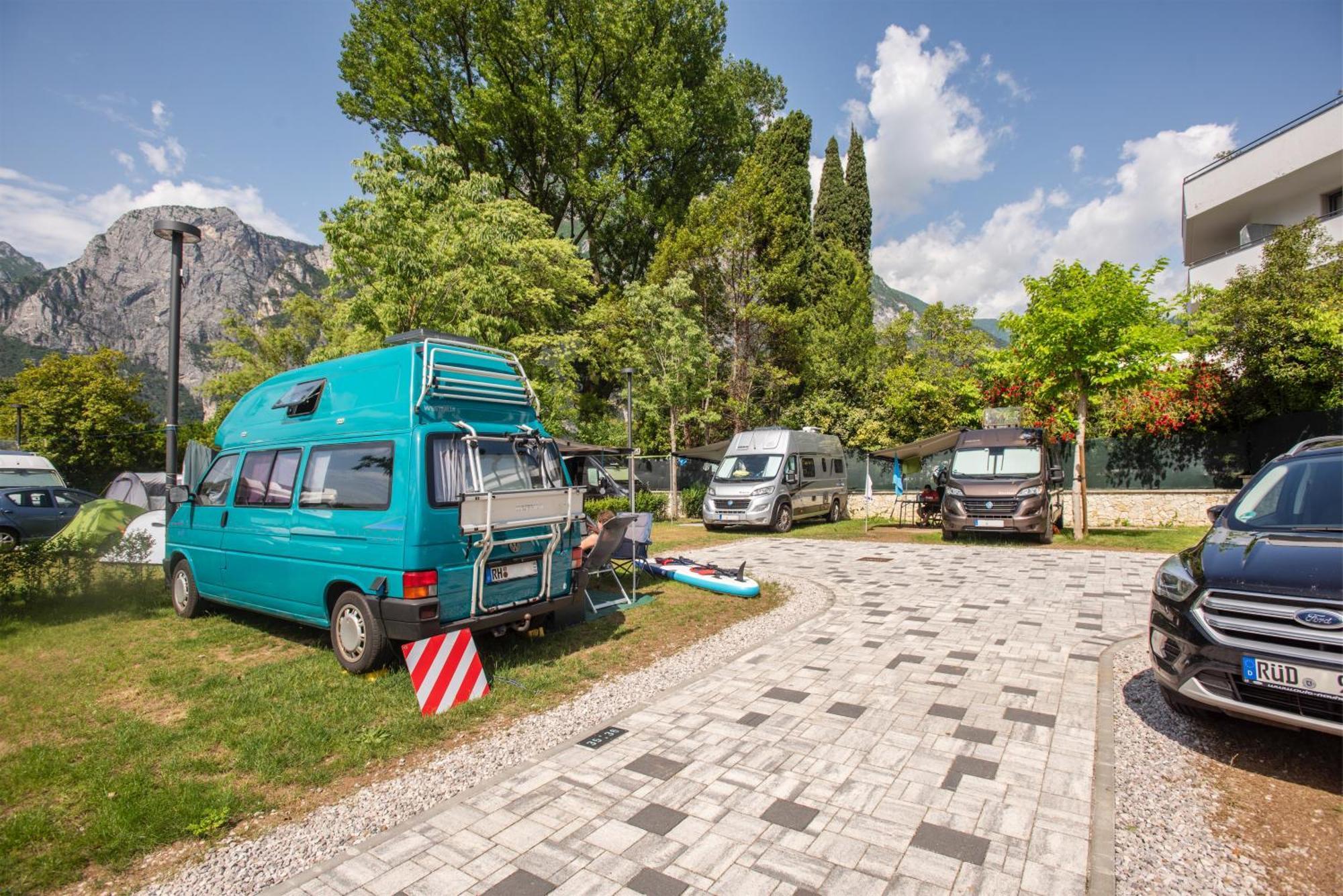 Al Lago Camping & Rooms Riva del Garda Exterior foto